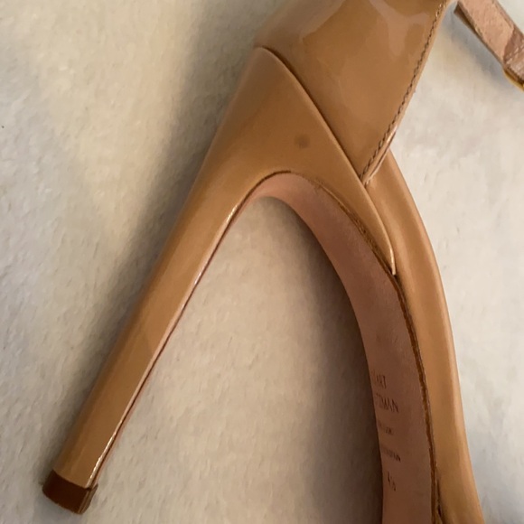 Stuart Weitzman | Patent Leather Ankle Strap Platform Heel Sandal ZW62912 (4.5) - Picture 13 of 16